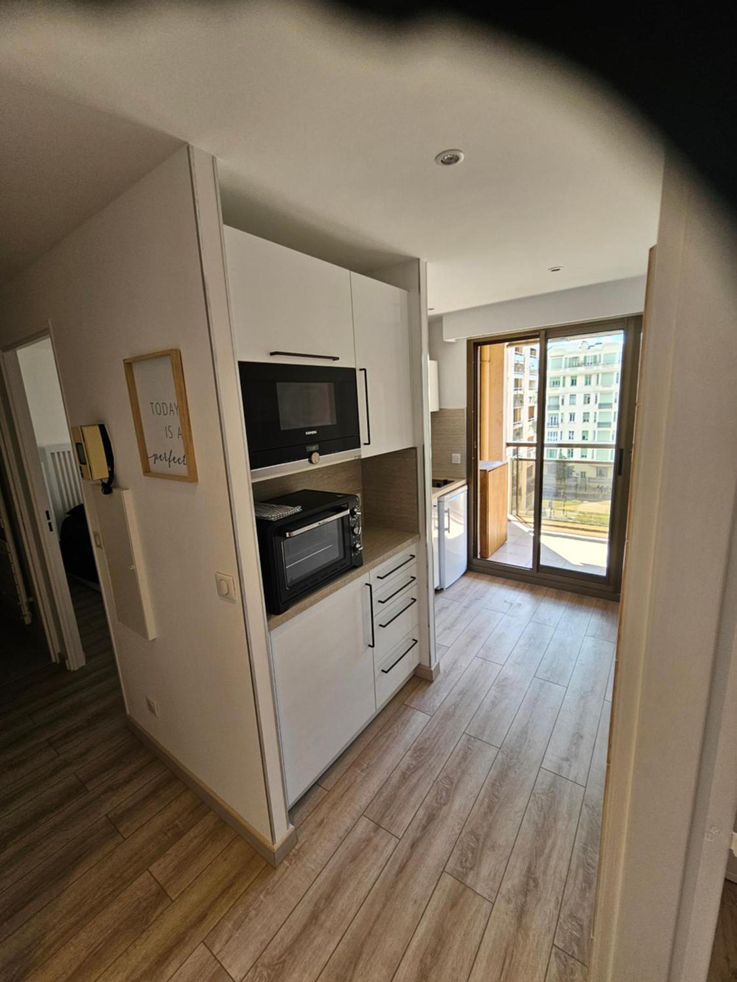 Beautiful 1 Bedroom Flat Nice Dış mekan fotoğraf